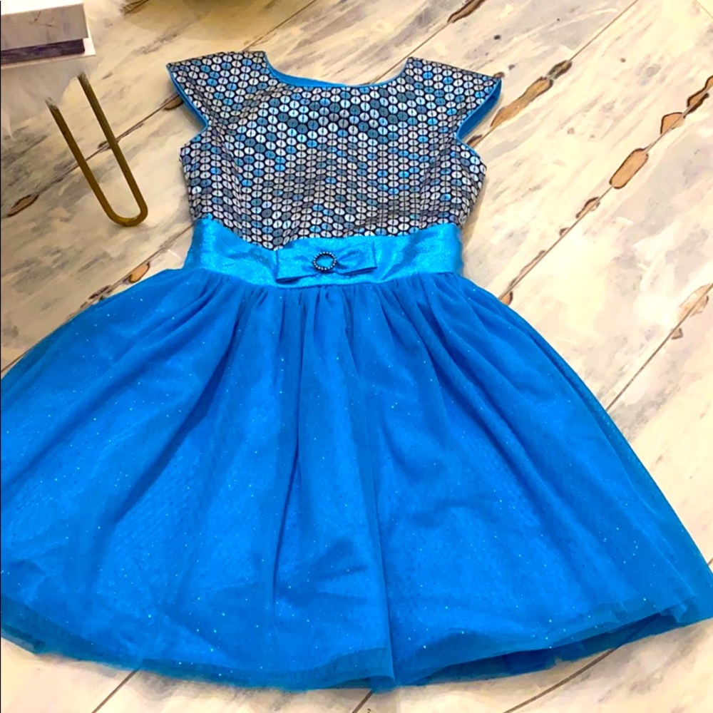 Beautiful Jona Michelle Holiday Dress